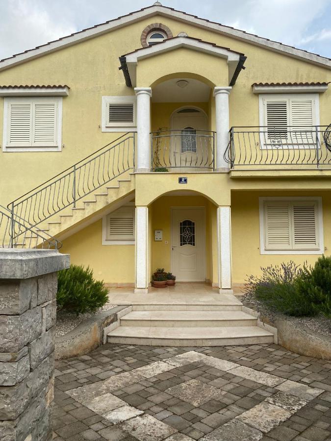 Apartment Laetitia Каштелир Экстерьер фото